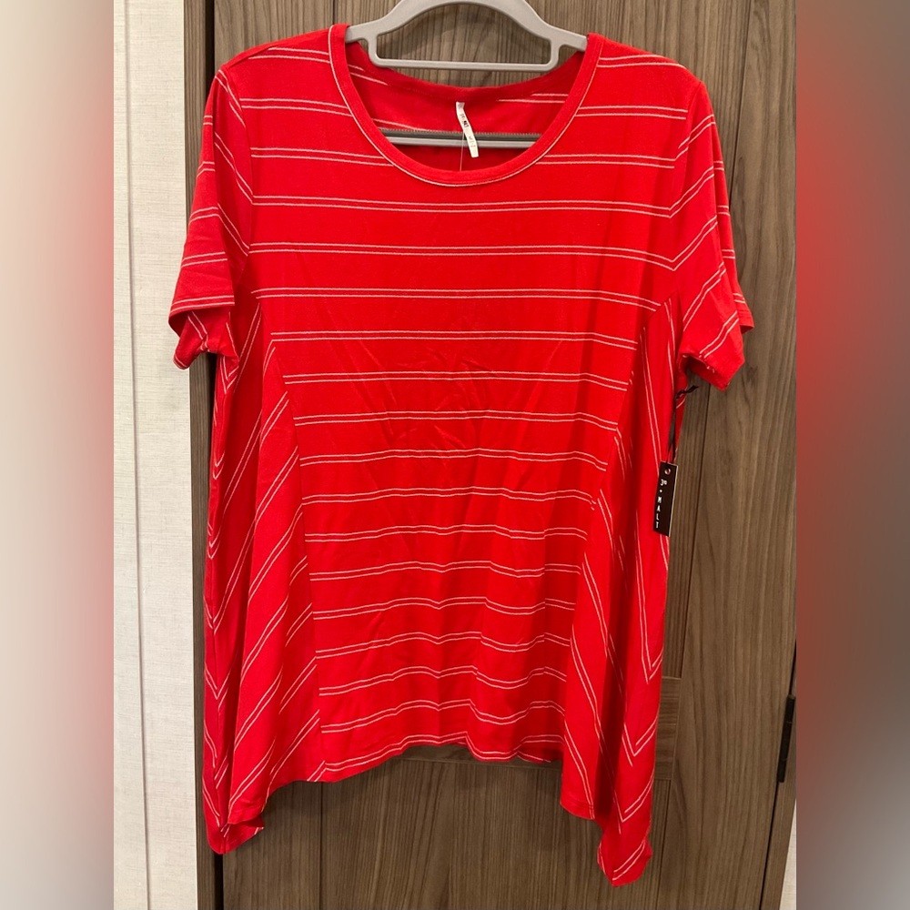 3rd + Malt NWT Womens Short Sleeve Round Neck Blouse Size XL